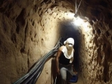 الجيش المصري يدمر 13 نفقاً جديداً مع قطاع غزة